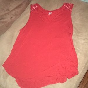 Old navy tank size L